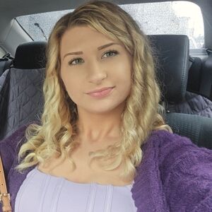 Meet your Posher, Posh